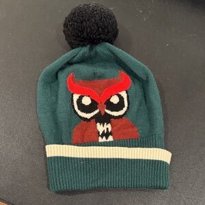 Kate Spade “Who me?” Owl Beanie in - Green and Red wool